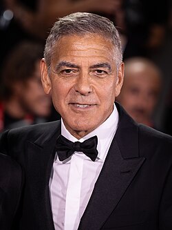 George Clooney 69993 (cropped)