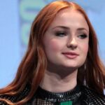 Media coverage of the split between actress Sophie Turner (pictured here) and singer Joe Jonas has shed a light on a far bigger, nastier issue. (Credit: Gage Skidmore, Wikimedia Commons)